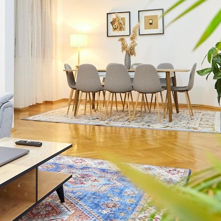 Caragiale Apartment Bukarest Eksteriør billede