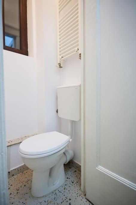 Caragiale Apartment Bukarest Eksteriør billede